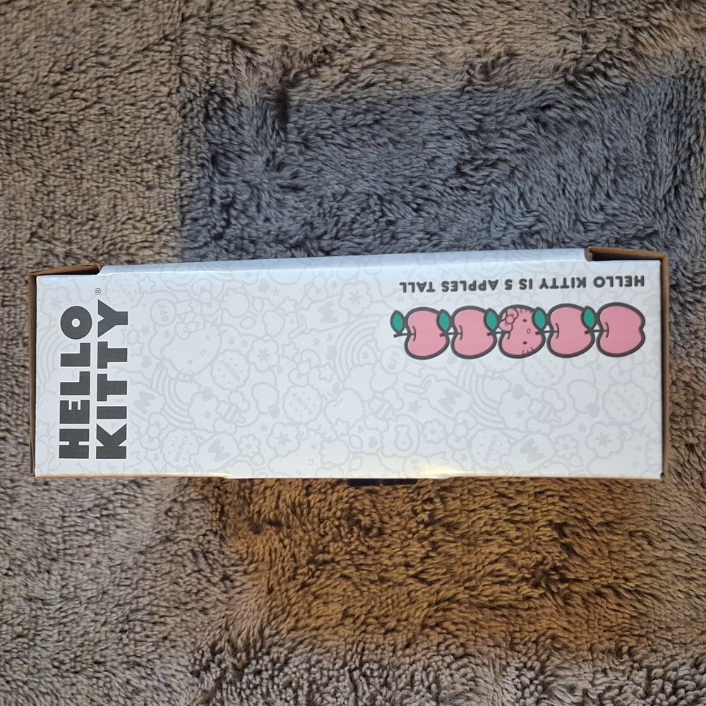 Hello Kitty 2 Bell Alarm Clock - Picture 4 of 5